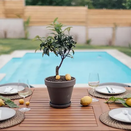 펜션 O Lar De Laura Casa Familiar Escapada Tranquila Con Piscina Y Sala De Juegos Cerca De *