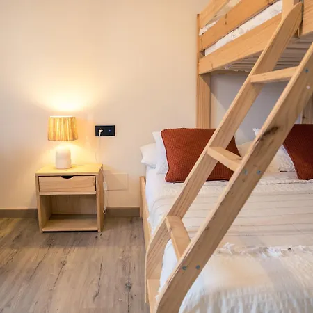 O Lar De Laura Casa Familiar Escapada Tranquila Con Piscina Y Sala De Juegos Cerca De 別荘