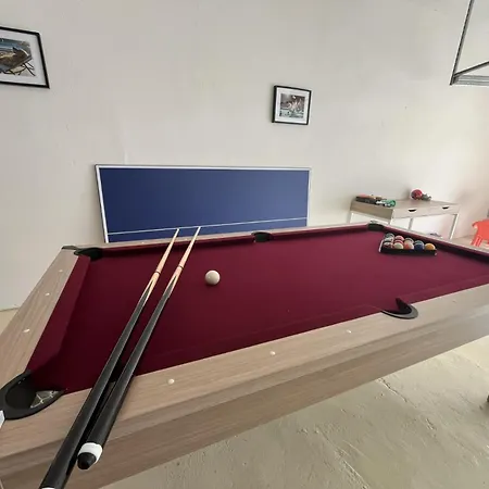 펜션 O Lar De Laura Casa Familiar Escapada Tranquila Con Piscina Y Sala De Juegos Cerca De 비고