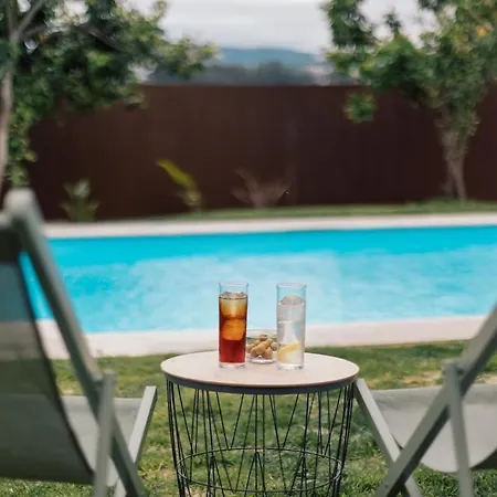 펜션 O Lar De Laura Casa Familiar Escapada Tranquila Con Piscina Y Sala De Juegos Cerca De