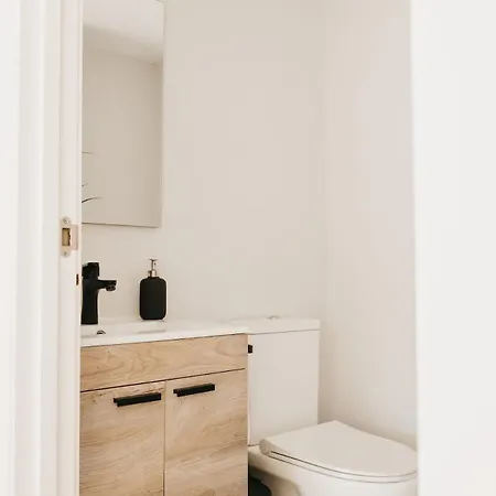 펜션 O Lar De Laura Casa Familiar Escapada Tranquila Con Piscina Y Sala De Juegos Cerca De 비고