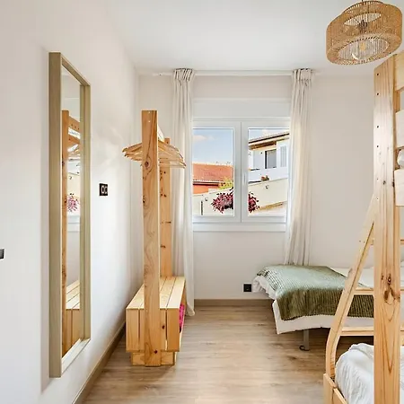 O Lar De Laura Casa Familiar Escapada Tranquila Con Piscina Y Sala De Juegos Cerca De Tatil Evi