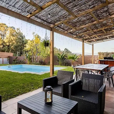 Tatil Evi O Lar De Laura Casa Familiar Escapada Tranquila Con Piscina Y Sala De Juegos Cerca De *