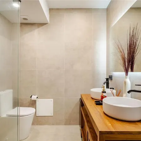 O Lar De Laura Casa Familiar Escapada Tranquila Con Piscina Y Sala De Juegos Cerca De 비고