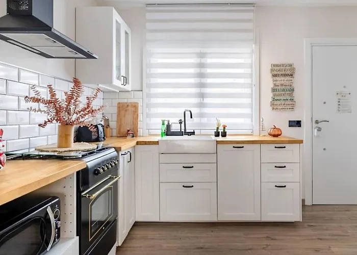 O Lar De Laura Casa Familiar Escapada Tranquila Con Piscina Y Sala De Juegos Cerca De